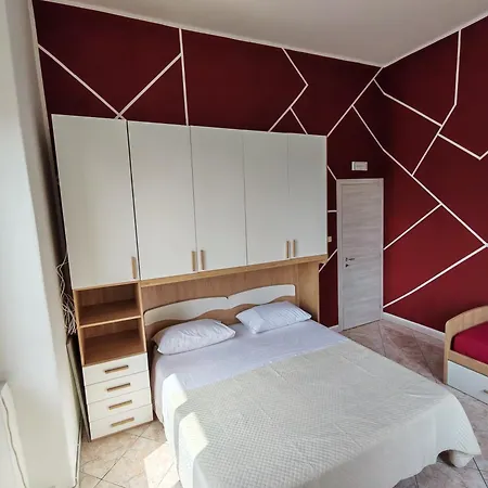 Df House בית הארחה